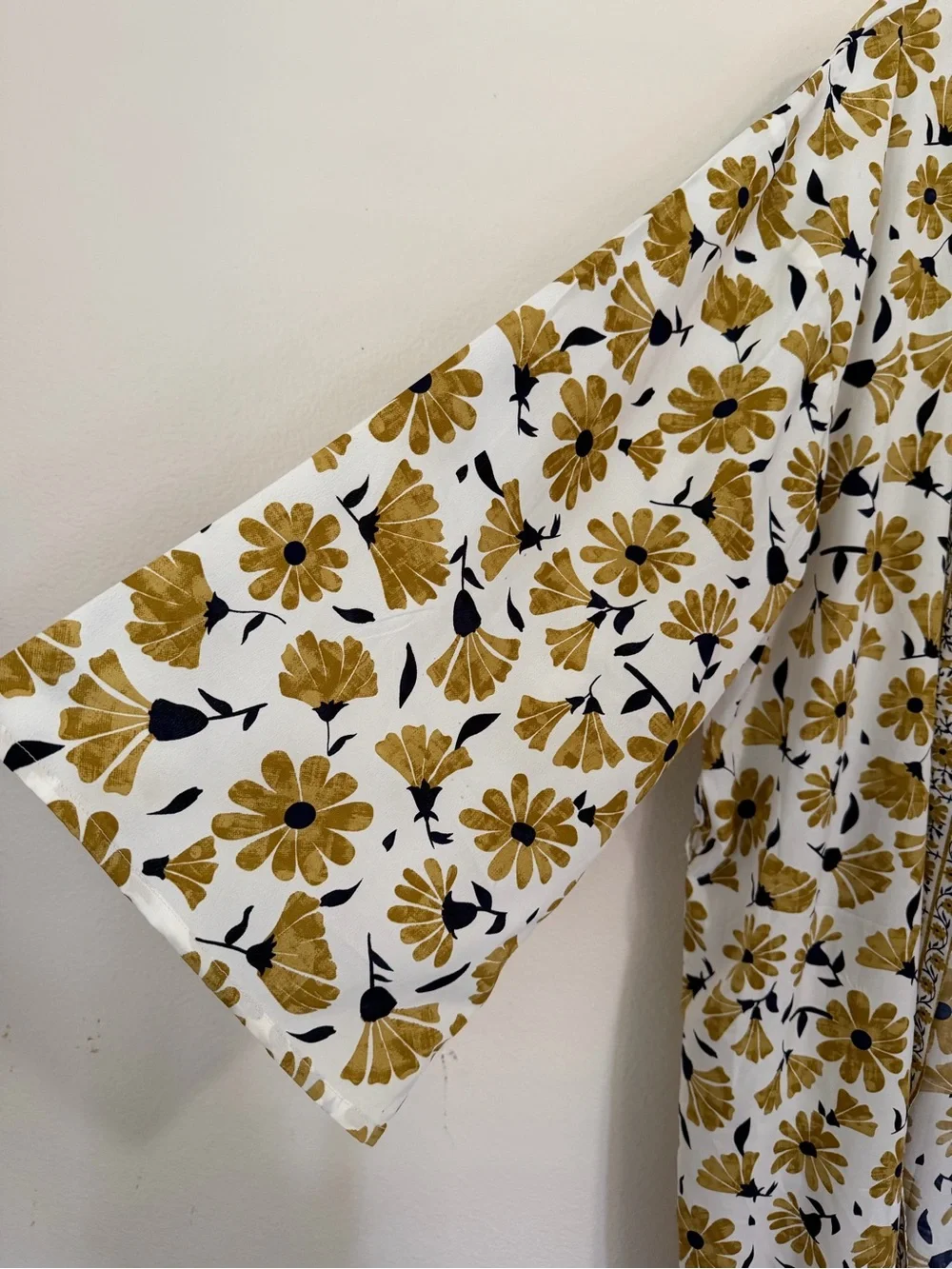 Floral duster/kimono - Picture 3 of 3